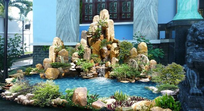 Hồ cá kết hợp hòn non bộ