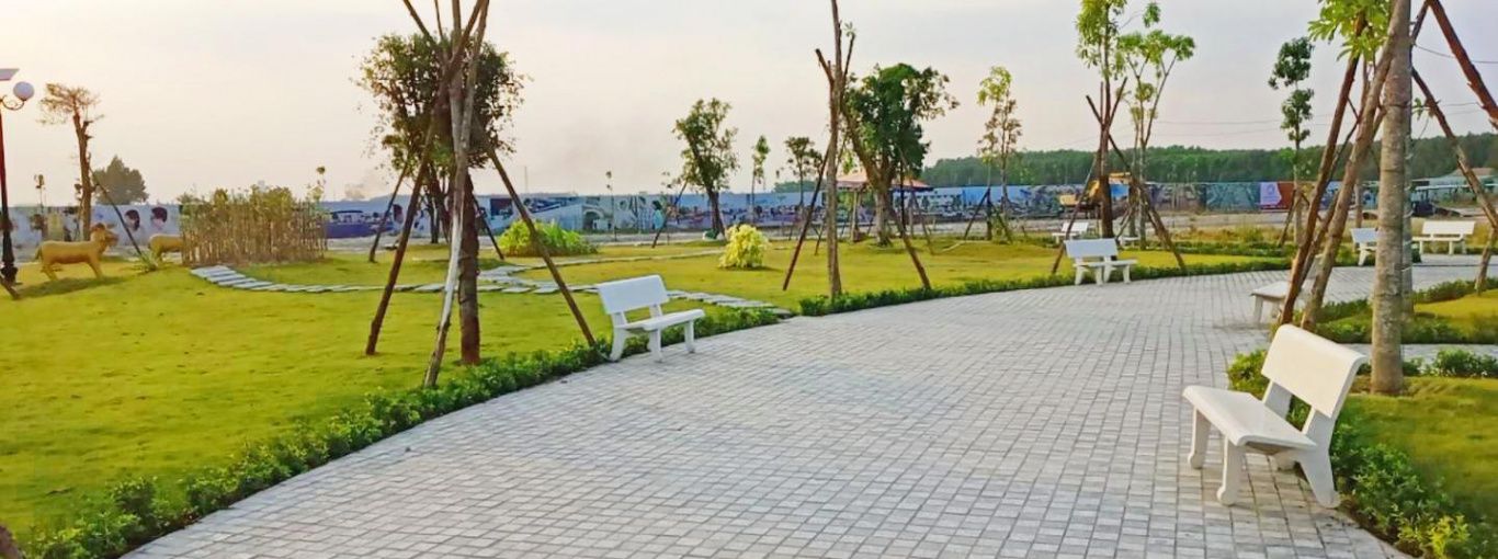 Gạch lát công viên