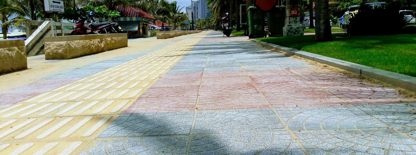 Gạch vỉa hè