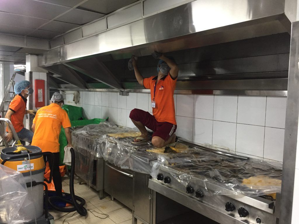 Vệ sinh máy hút mùi 