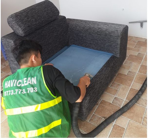 Vệ sinh ghế sofa