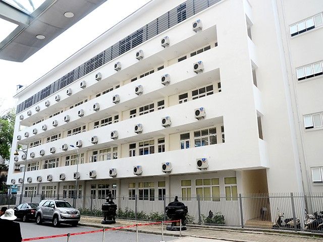 Lắp máy điều hòa 
