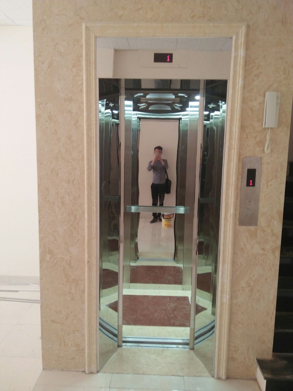 Lắp đặt thang máy gia đình