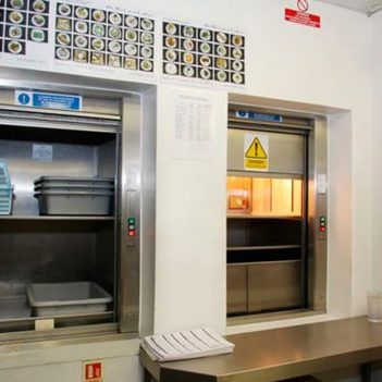 THANG MÁY TẢI THỰC PHẨM