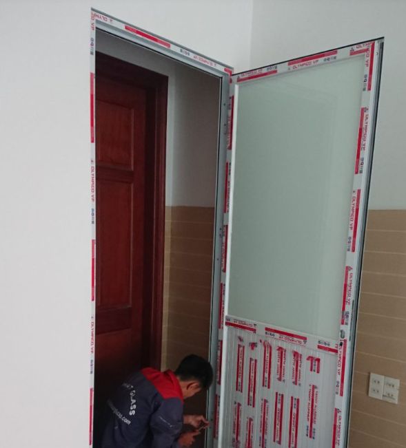 Cửa nhôm kính Việt Pháp
