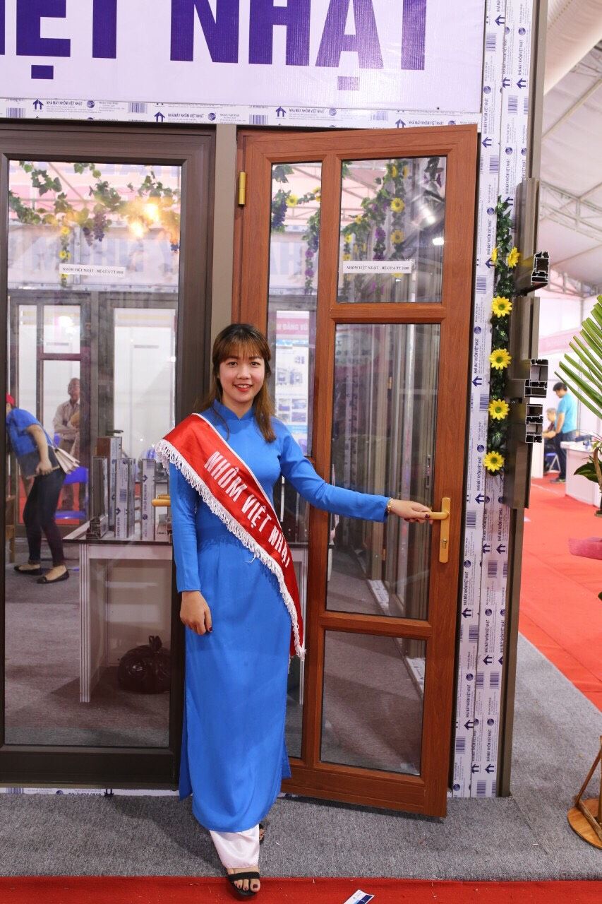 Cửa Vân Gỗ