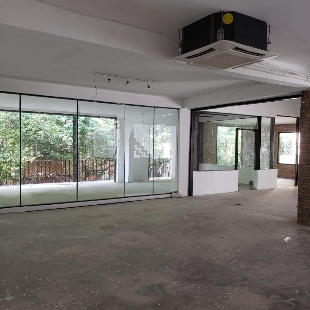 Lắp máy lạnh âm tường