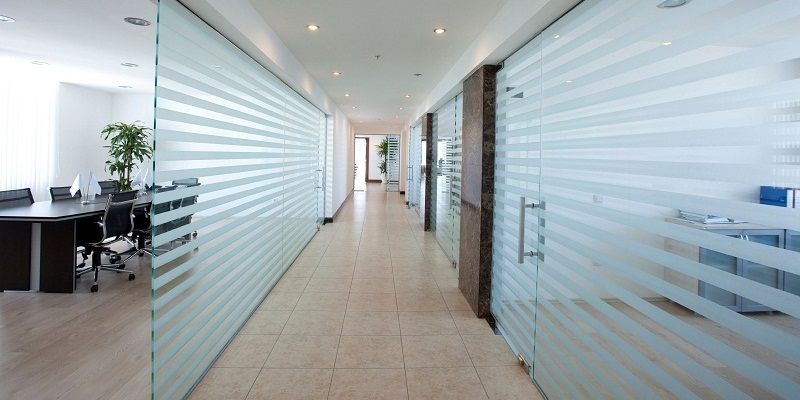 Vách Kính Cường Lực