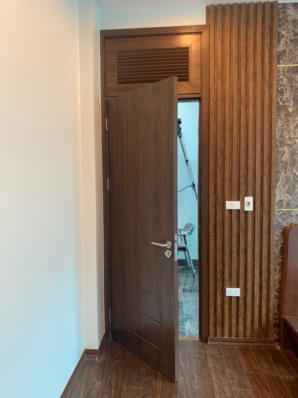 Thi công cửa nhựa