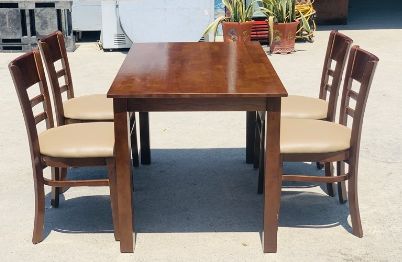 Bộ bàn ghế  gỗ
