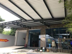 Thi công lắp đặt mái tôn