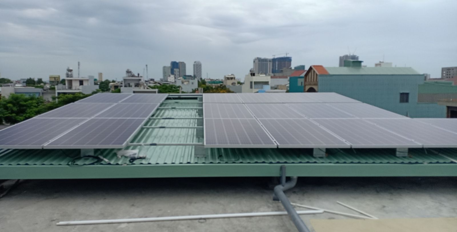 Thi công hệ thống điện mặt trời