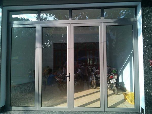 Cửa nhôm kính Việt Pháp
