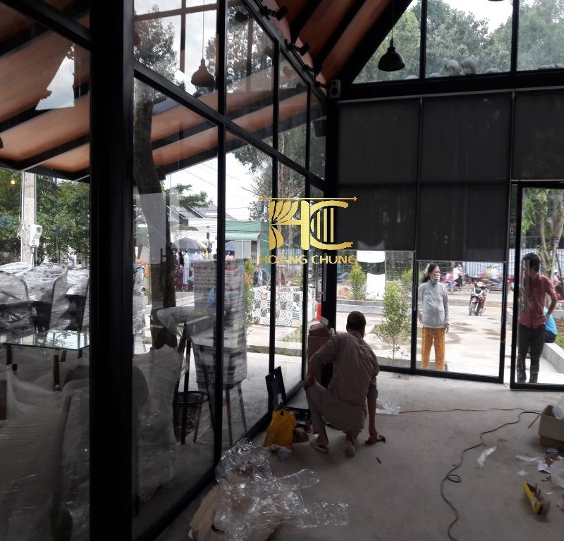 Lắp rèm cửa cho quán ăn
