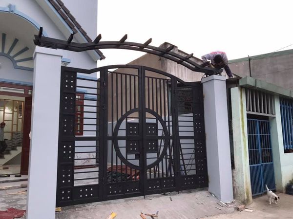 Lắp đặt cửa sắt 