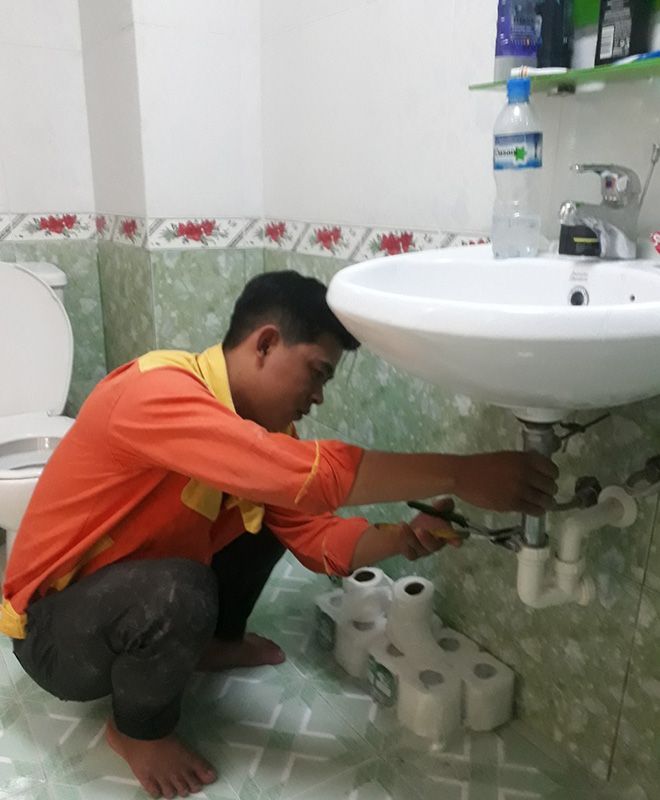 Sửa chữa đường nước