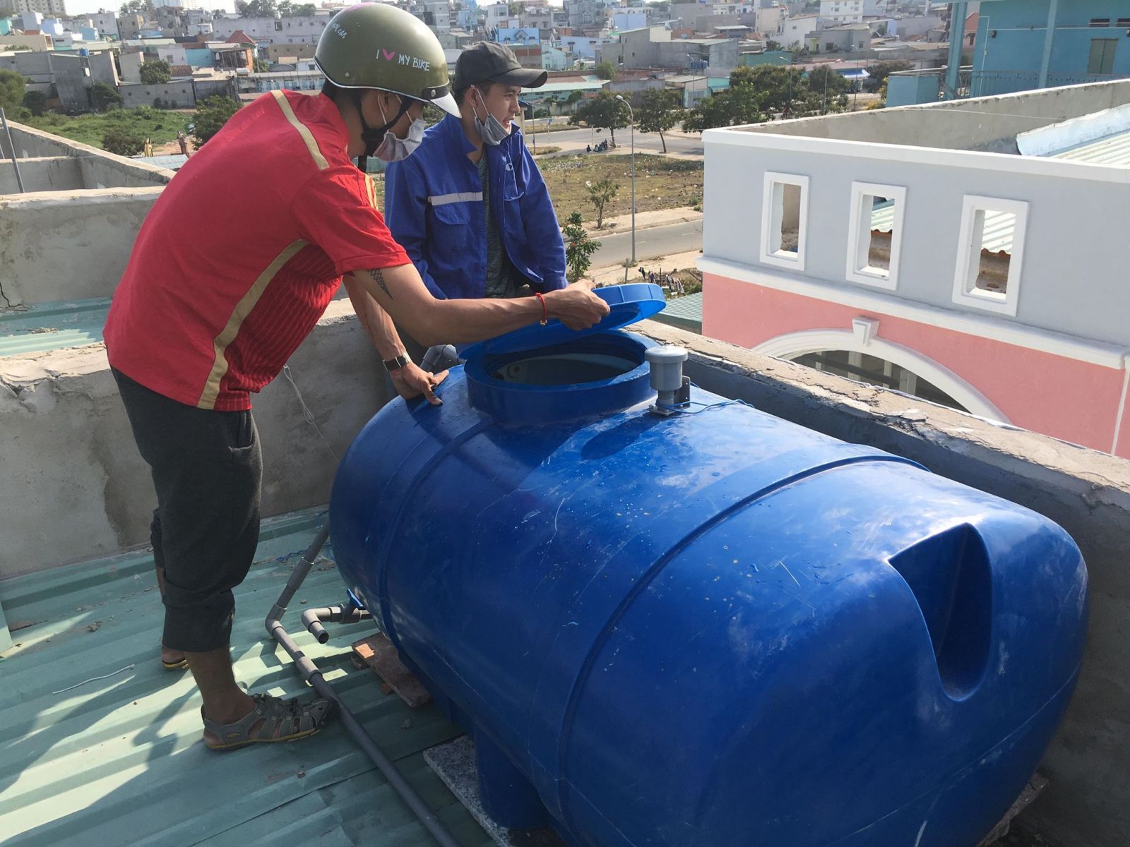 Sửa bồn chứa nước