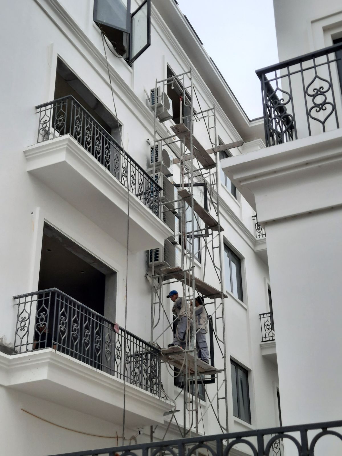 Thi công lắp đặt điều hòa Vinhomes Marina