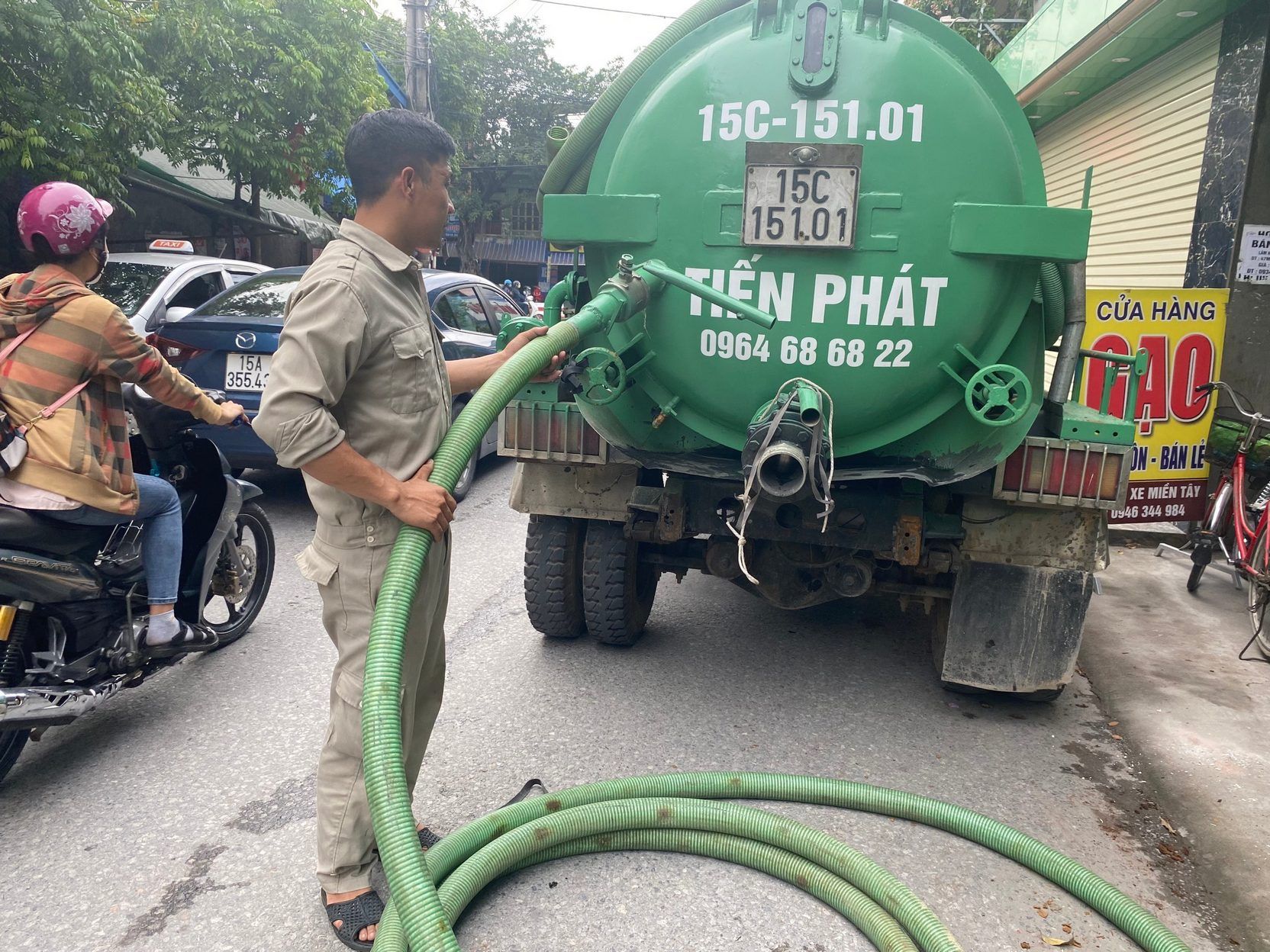Hút bể phốt