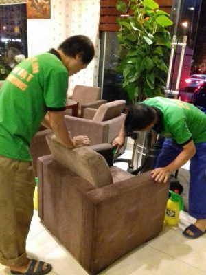 Giặt ghế sofa
