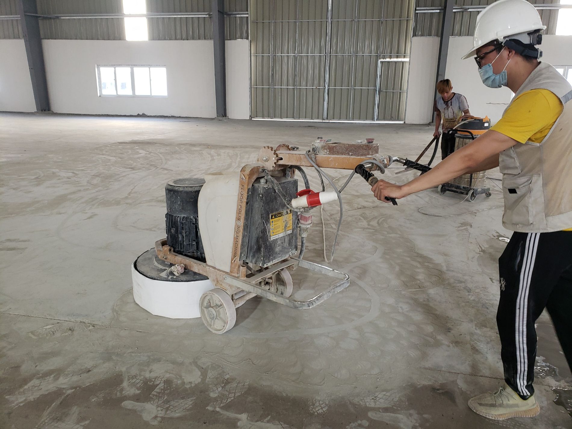Dịch vụ mài sàn đánh bóng sàn bê tông