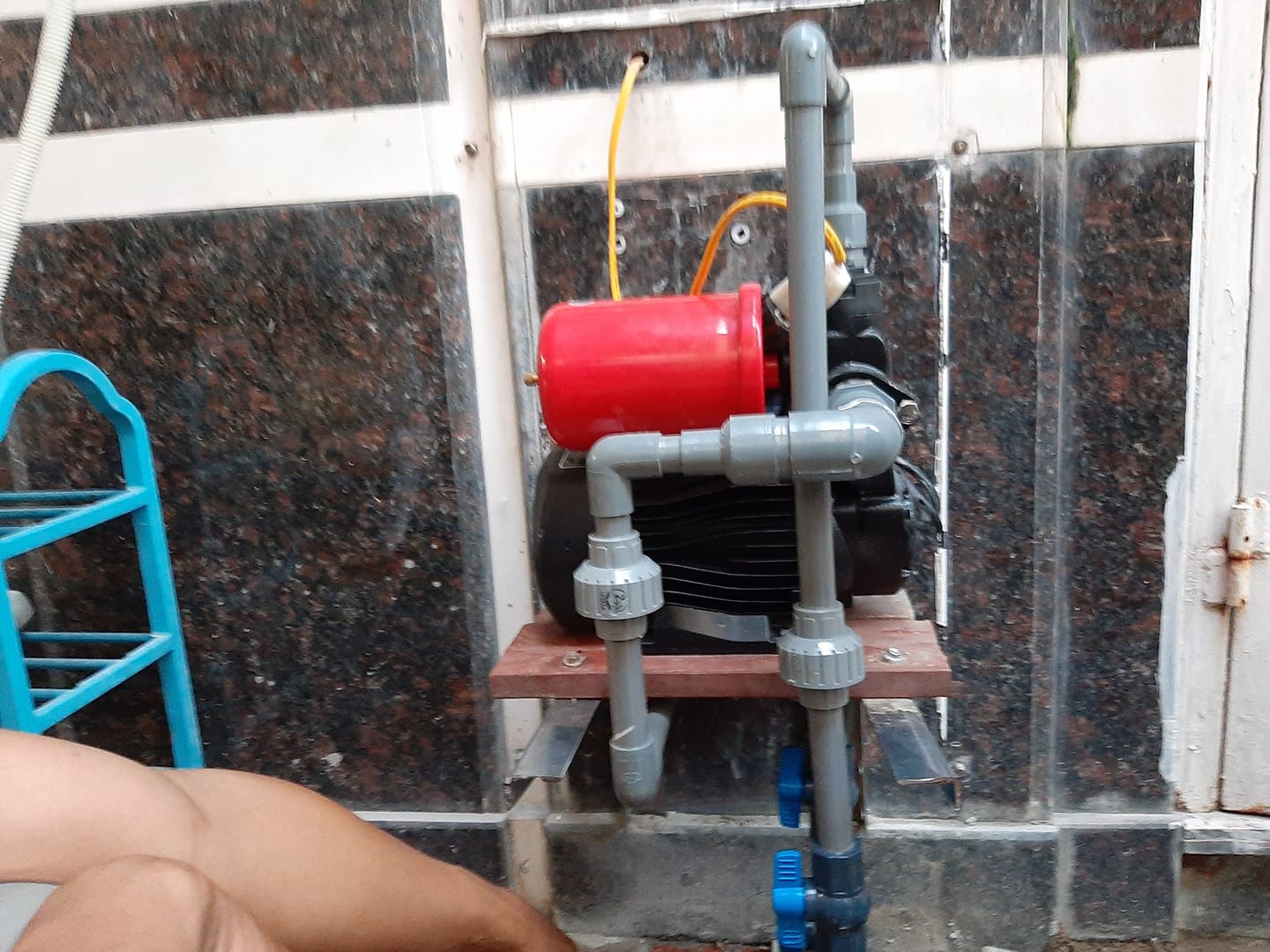 Sửa máy bơm nước