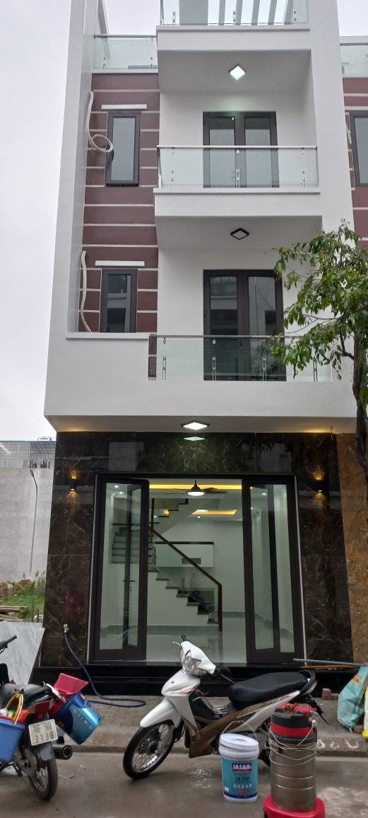 Vệ sinh công trình sau xây dựng
