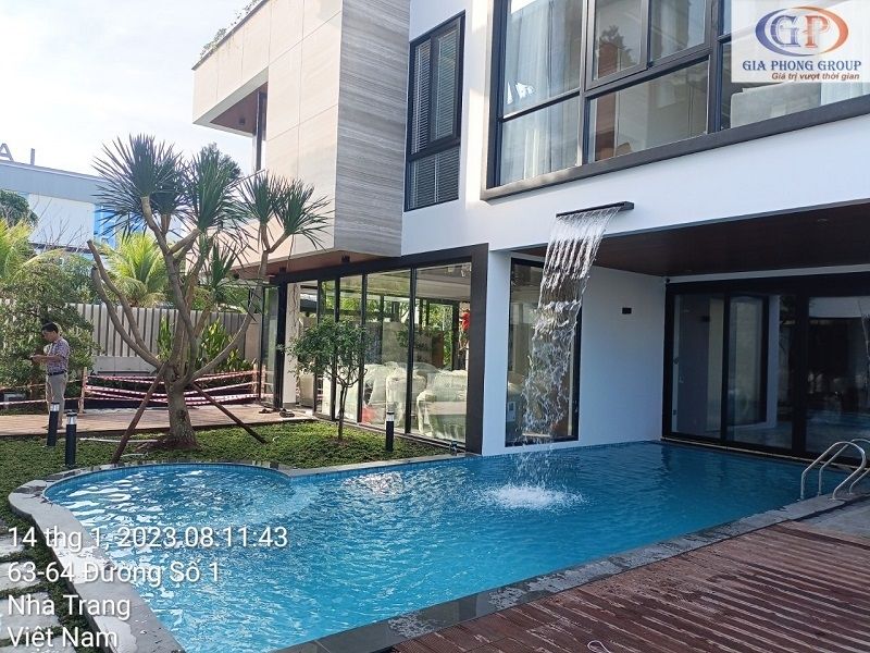 THI CÔNG VÀ CUNG CẤP THIẾT BỊ HỒ BƠI VÀ HỒ CÁ 