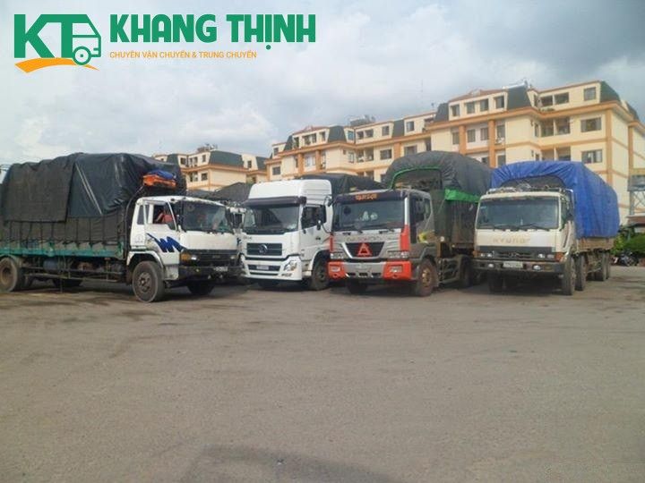 Xe tải chở hàng đi tỉnh