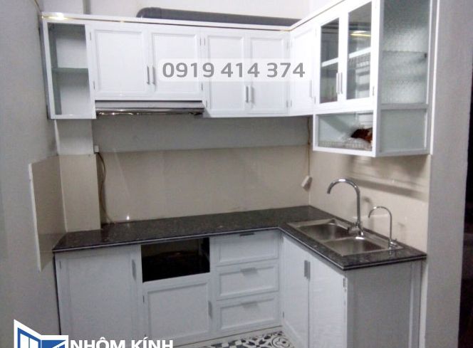Tủ bếp nhôm kính