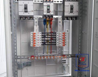 XÂY LẤP ĐƯỜNG DÂY VÀ TRẠM TẠI TPHCM