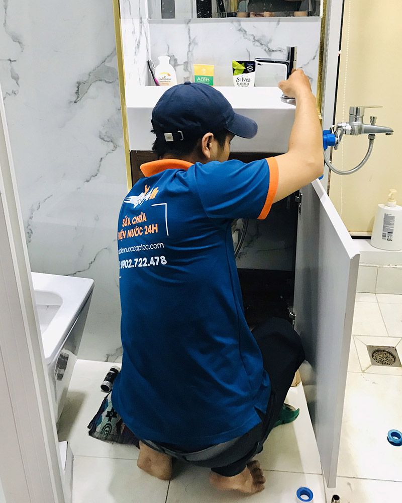 Sửa chữa đường nước