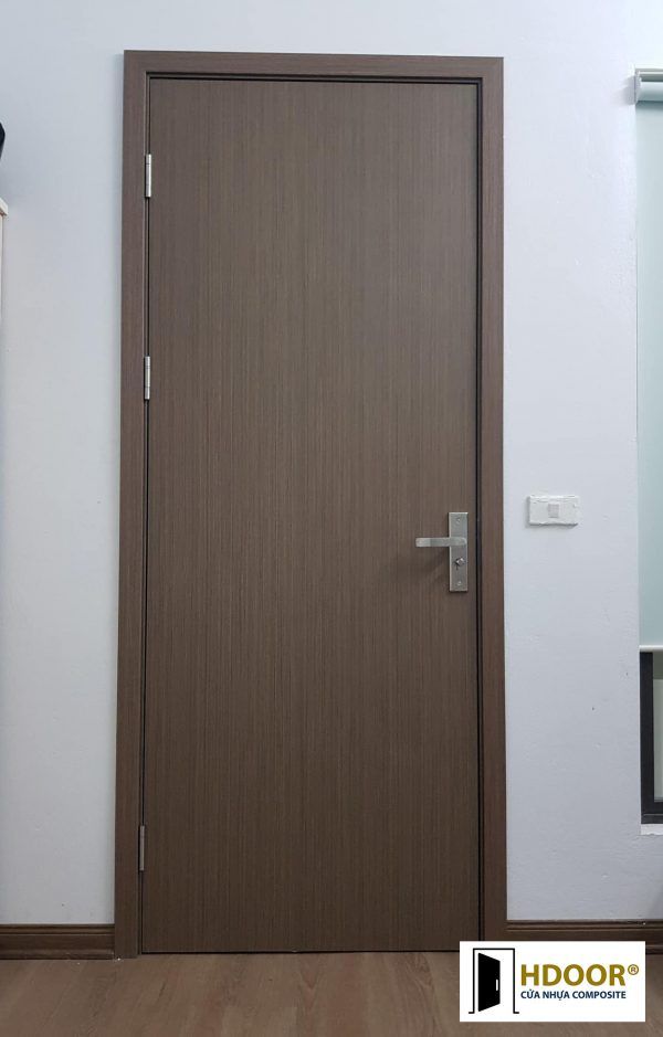 Cửa nhựa composite trơn phẳng
