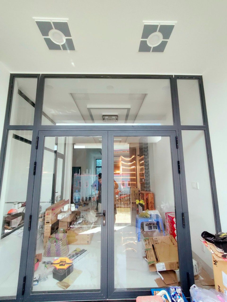 Lắp cửa nhôm 