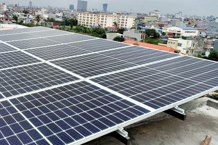 Lắp đặt hệ thống điện năng lượng mặt trời
