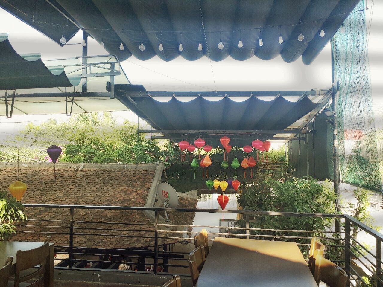 Thi công lắp đặt mái xếp