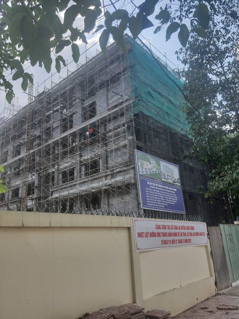 Thi công lắp đặt máy lạnh