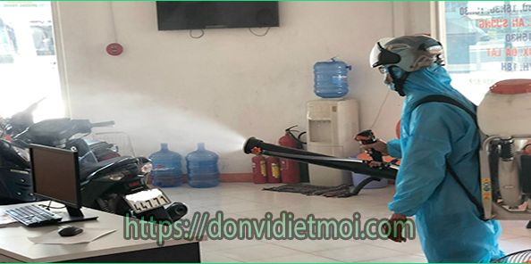 Phun diệt muỗi