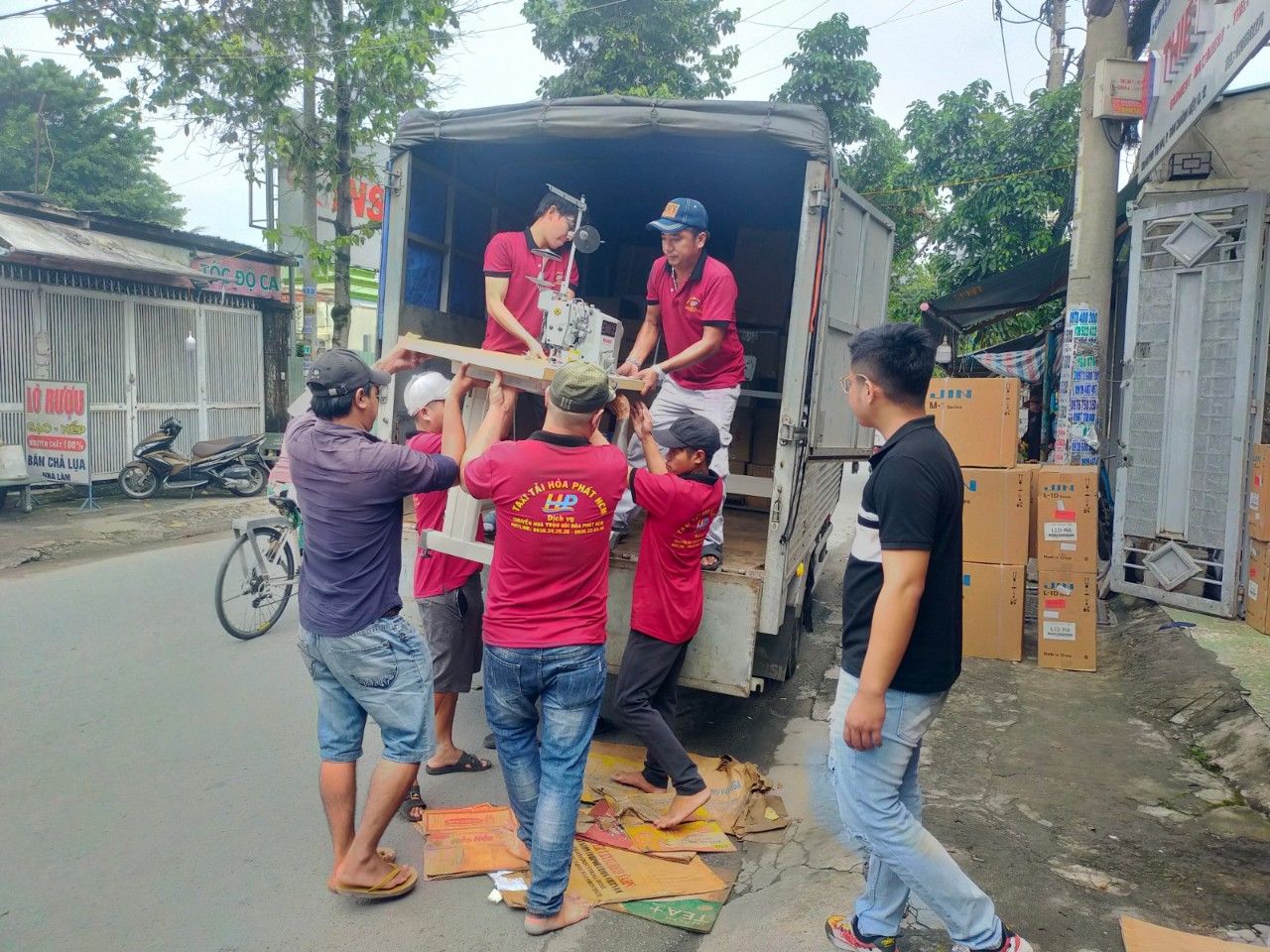 Vận chuyển hàng hóa