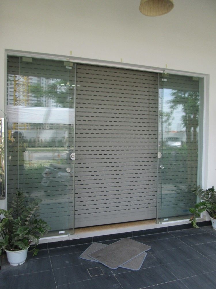 Cửa kính cường lực