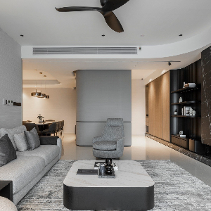 Q House