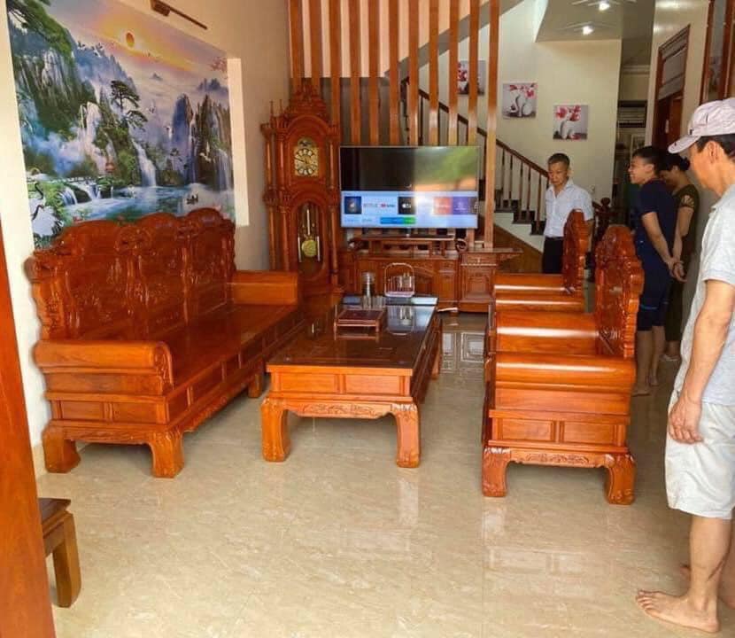 Bàn ghế gỗ phòng khách