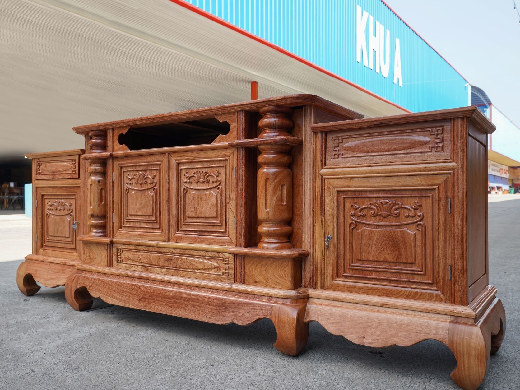 Kệ tivi
