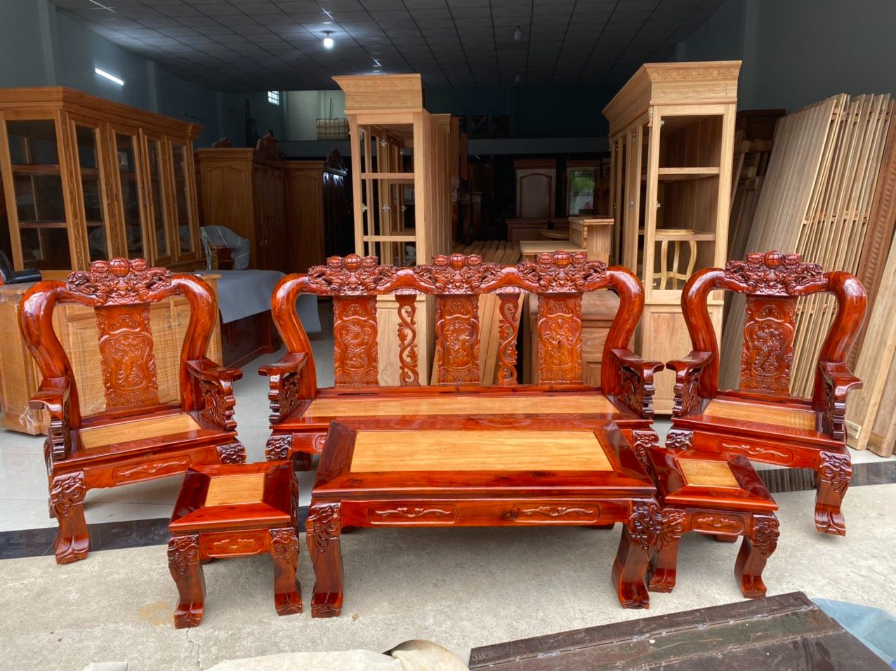 Bộ bàn ghế gỗ
