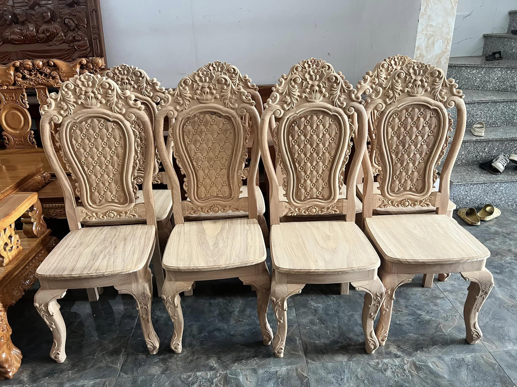 Ghế gỗ