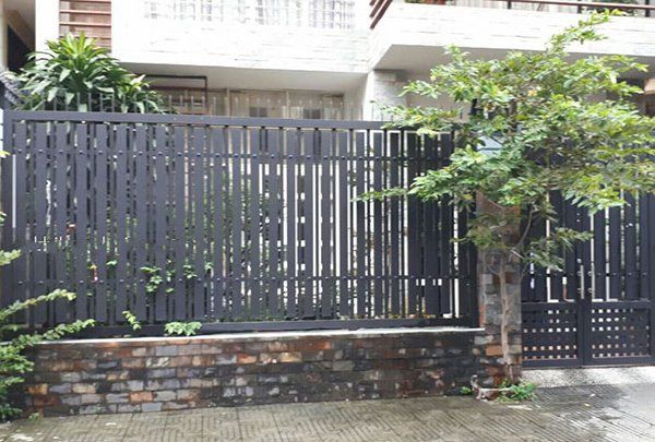 Hàng rào sắt 
