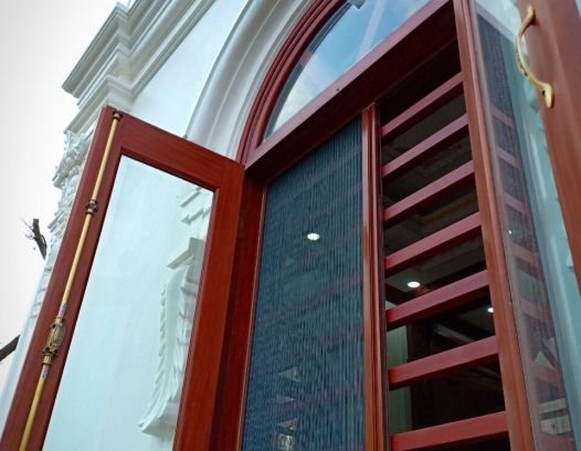 Cửa lưới chống muối