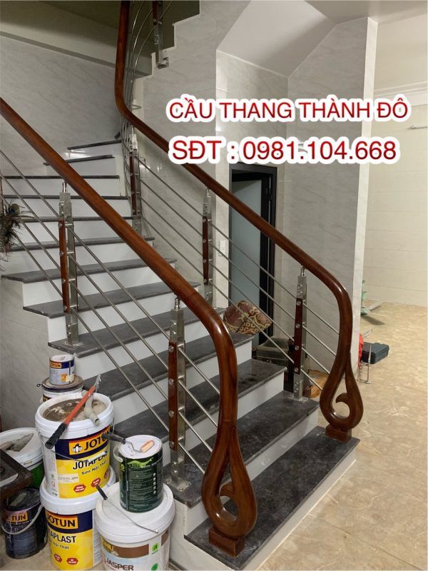 Cầu thang inox