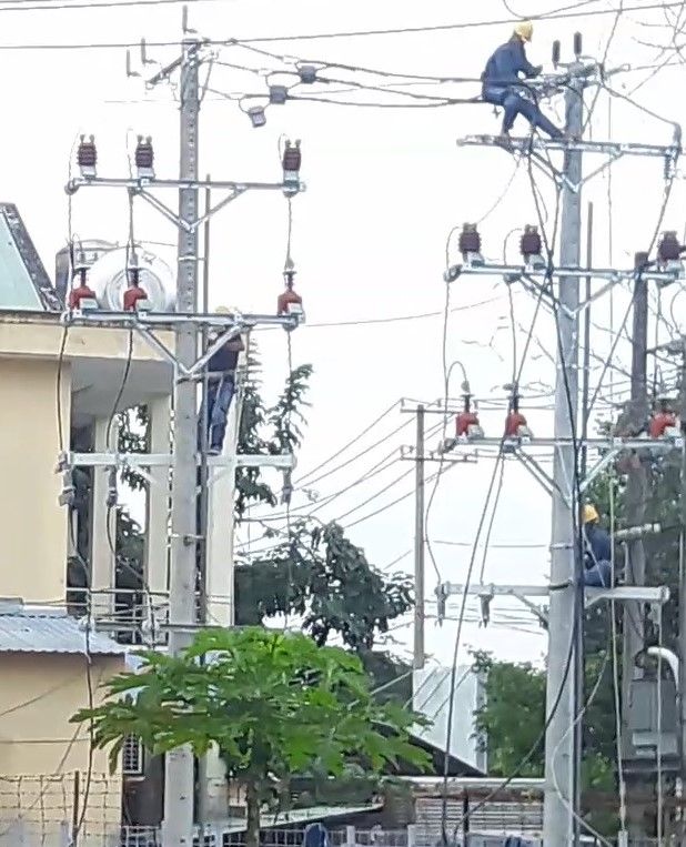 Dịch vụ điện