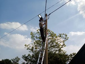 Lắp đèn năng lượng mặt trời